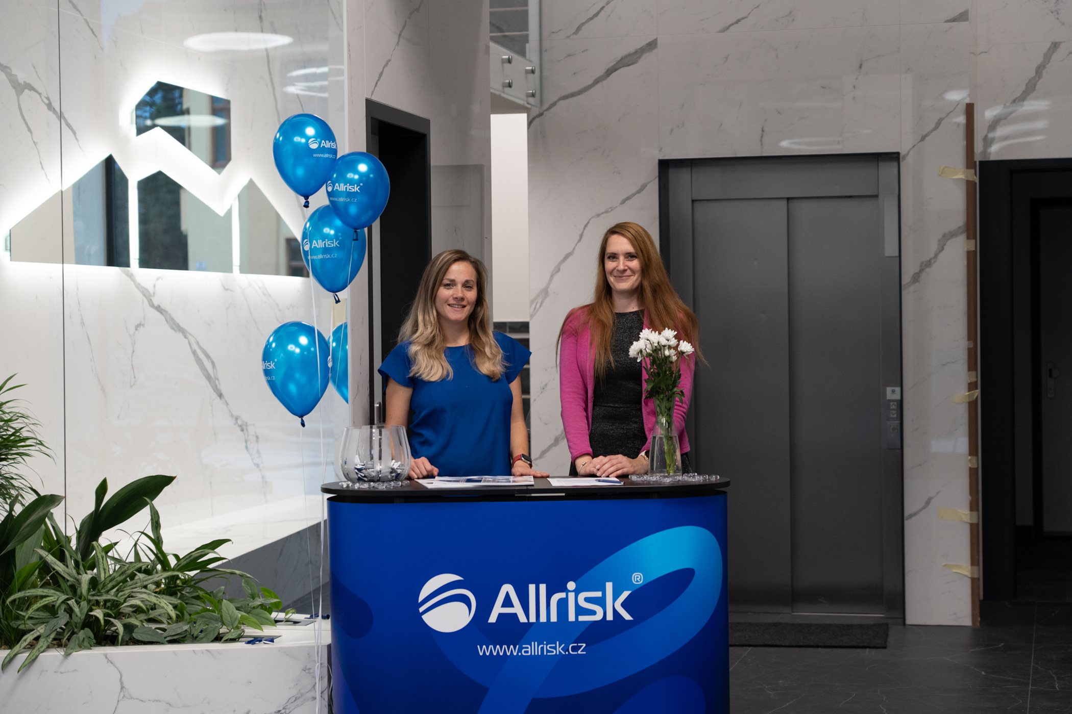 hostesky.jpg hostesky.jpg