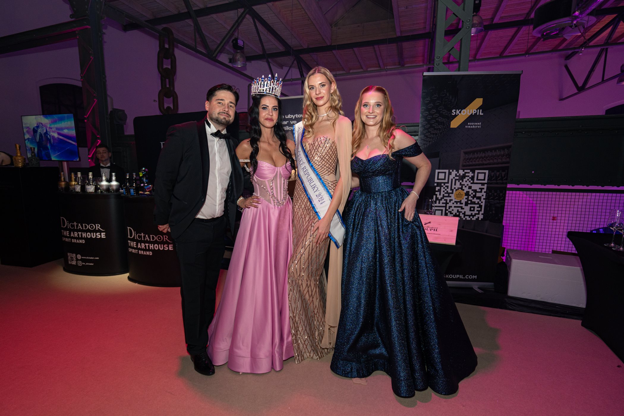 DSC00254.jpg DSC00254.jpg