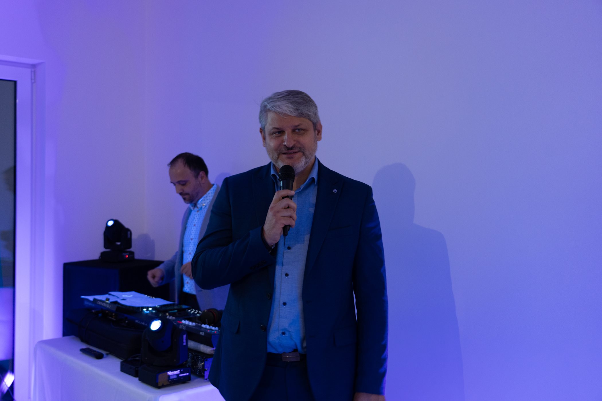 MKresta.jpg MKresta.jpg